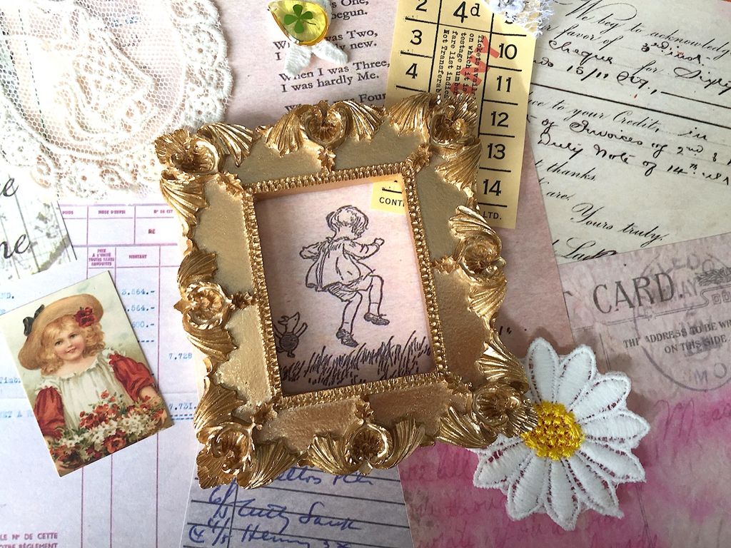 Gold Retro Mini Wedding Picture Frame – Acrylic & Wood Hanging Frame For Home Decor & Gifts