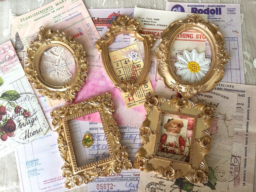 Gold Retro Mini Wedding Picture Frame – Acrylic & Wood Hanging Frame For Home Decor & Gifts