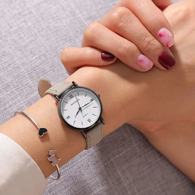 Best Selling Stylish Girls’ Leather Hand Watch – Student Casual Wristwatch