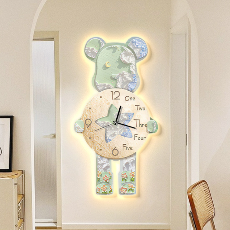 Modern Creative Bear Clock Wall Lamp – Quartz Silent Display Decorative Wall Clock For Living Room