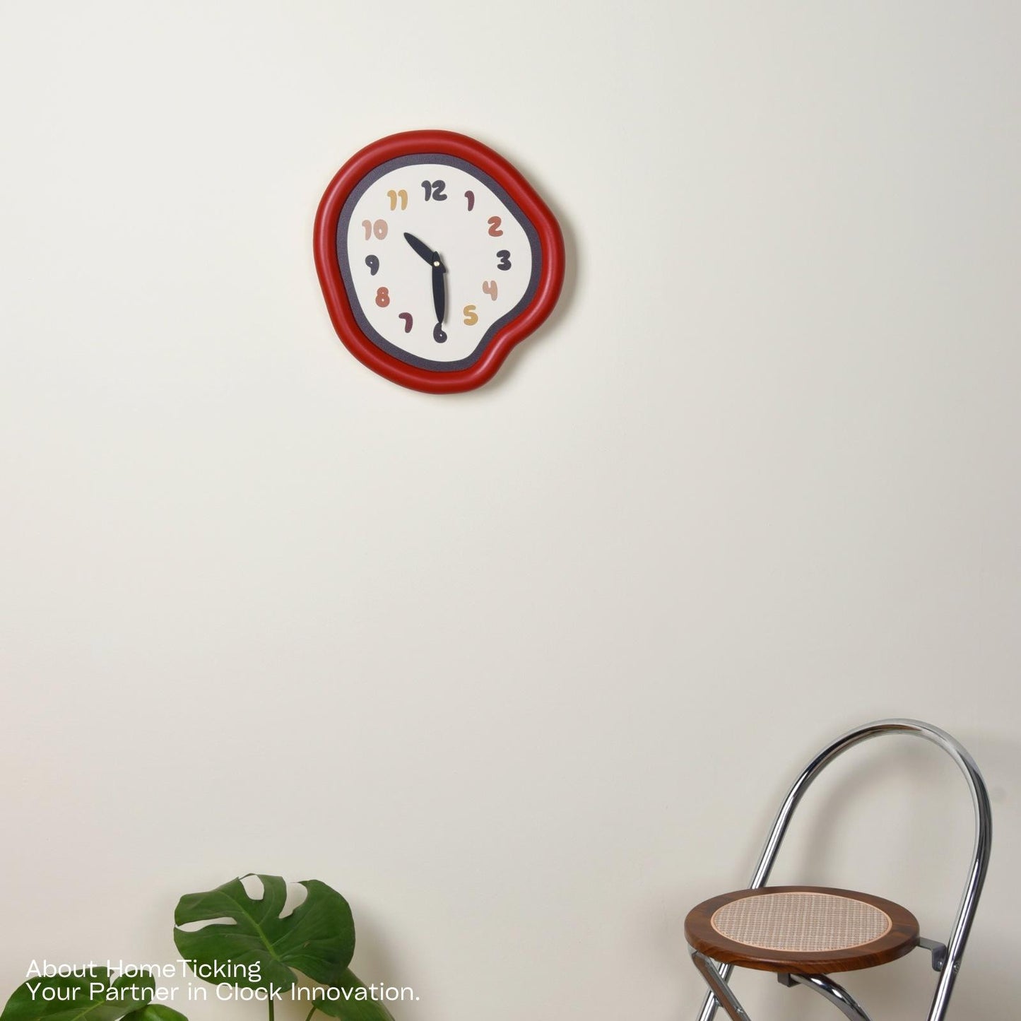 Japanese Korean Retro Red Wall Clock – Silent Punch-Free Decorative Living Room Clock