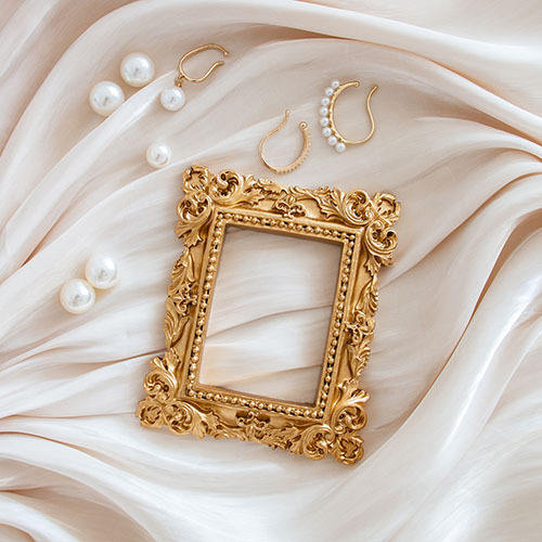 Gold Retro Mini Wedding Picture Frame – Acrylic & Wood Hanging Frame For Home Decor & Gifts